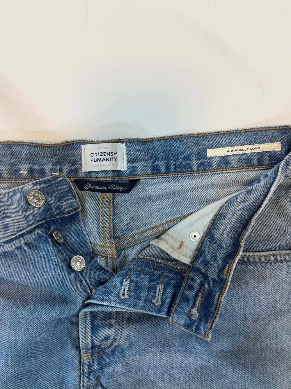 Citizens of Humanity Annabelle Long Premium Vintage Blue Denim Shorts Size 26 - Picture 3 of 10